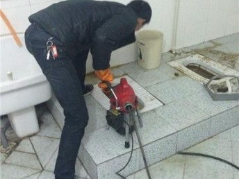 北京管道维修与疏通服务详解 专业解决下水道、马桶及隔油池问题