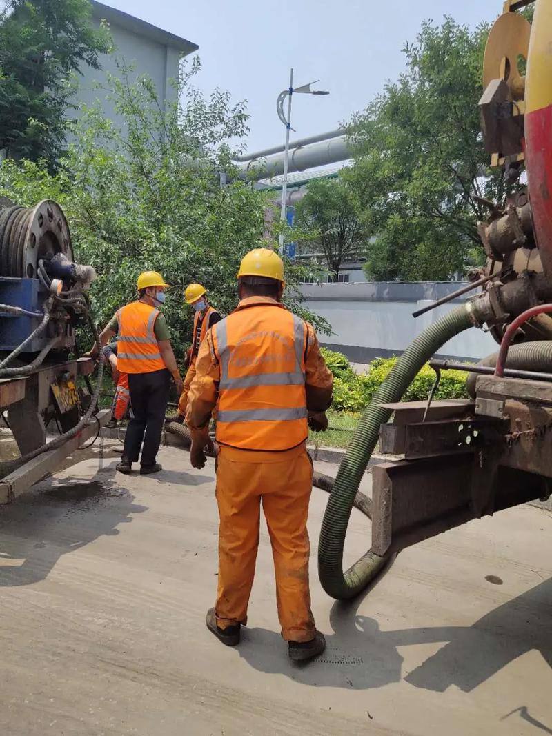 北京市政管道系统维护 污水井清理、电力井清淤与雨水篦子疏通全解析